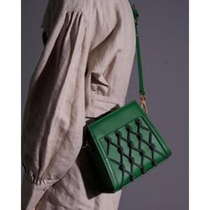 Pipatchara Medium Amu Bamboo Green Purse